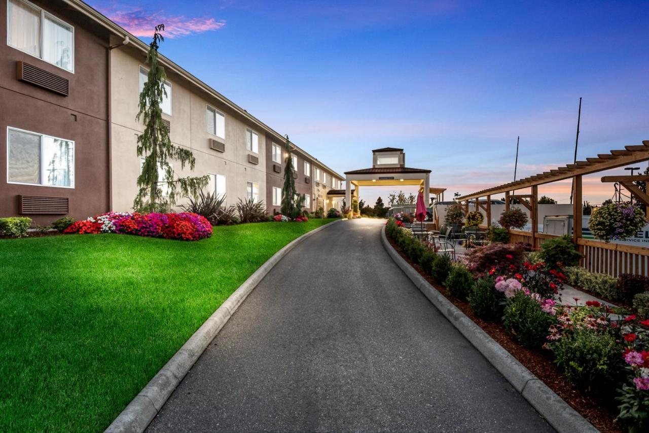 Red Lion Inn & Suites Sequim At Olympic National Park Екстериор снимка