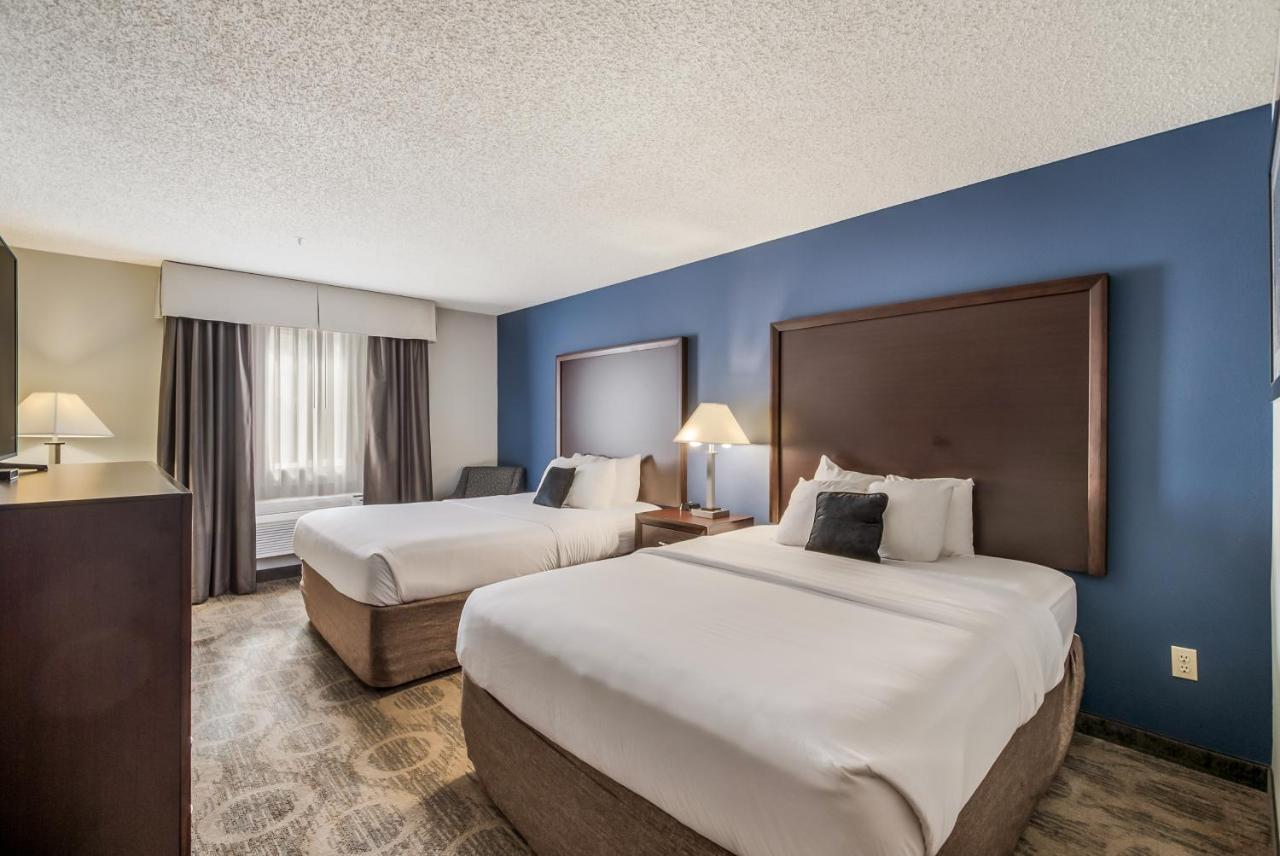 Red Lion Inn & Suites Sequim At Olympic National Park Екстериор снимка